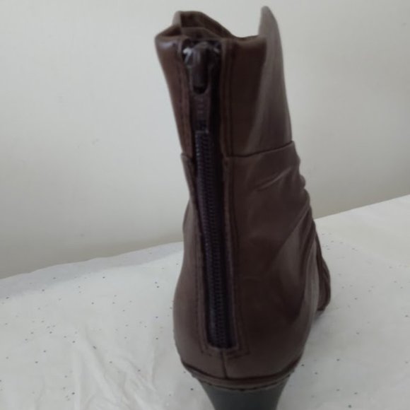 Rockport Cobb Hill Brynn Bootie - Picture 7 of 11